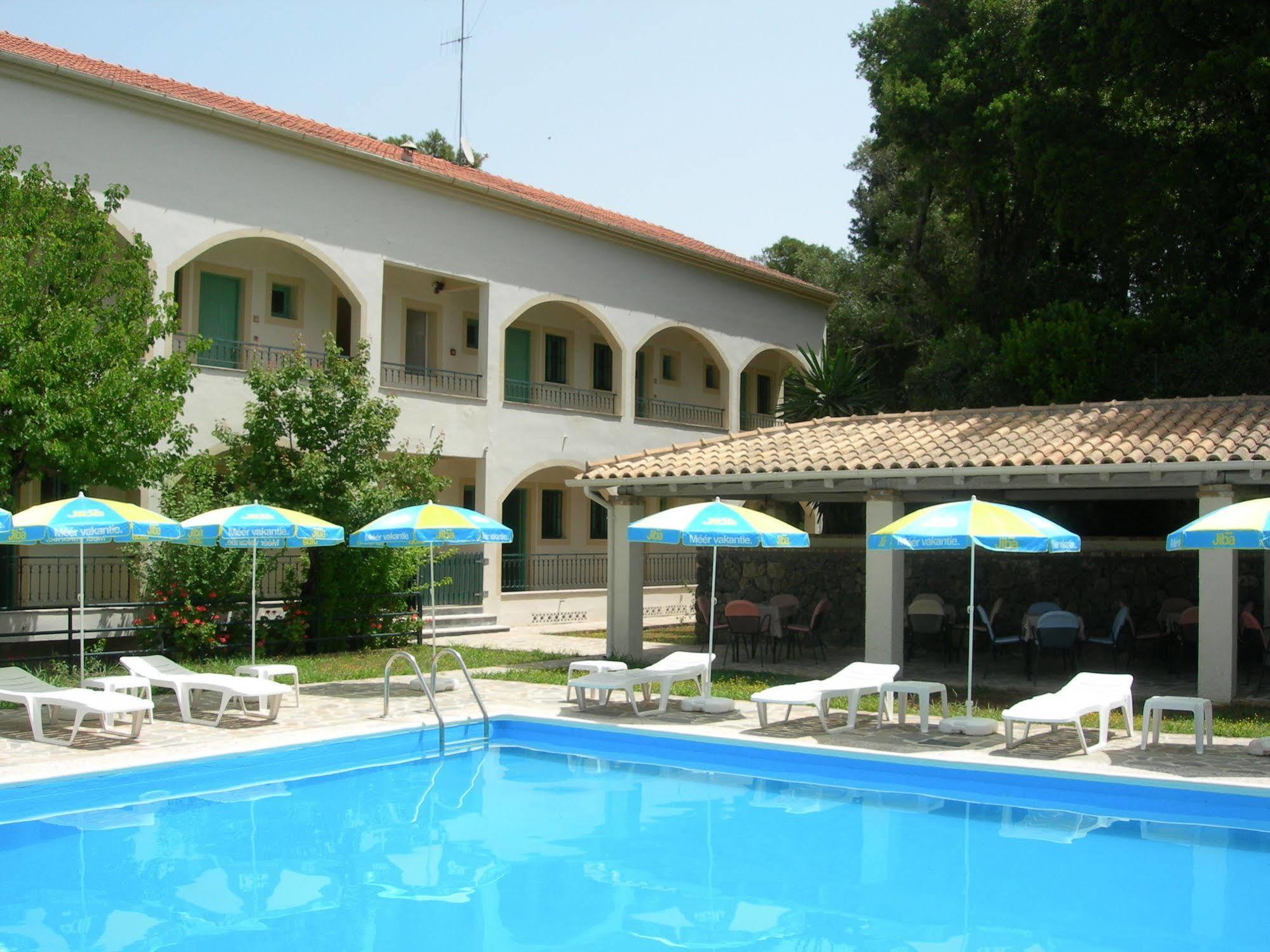 Villa Karmar Hotel Apartments Dassia  Exterior photo